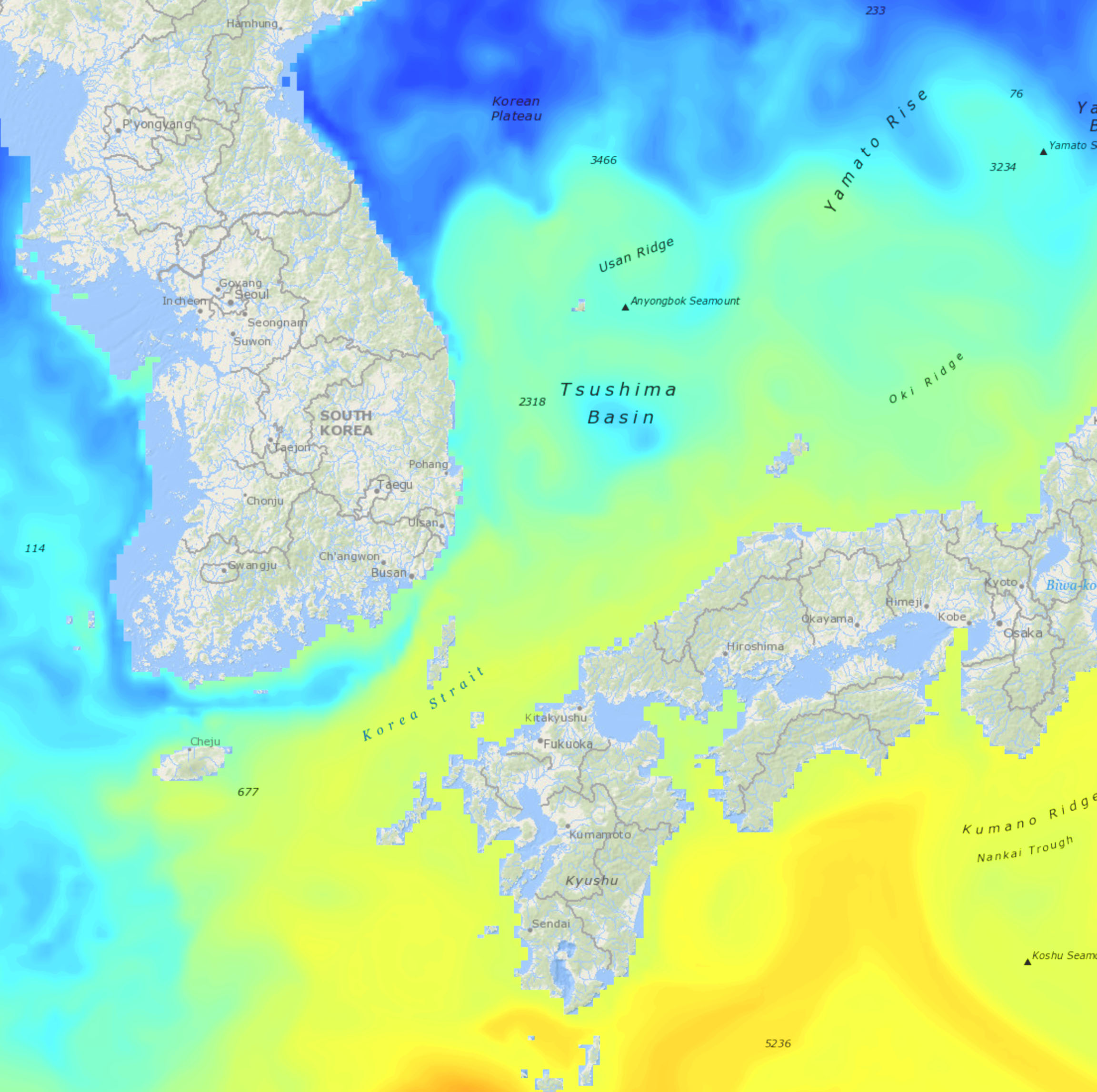 Un mapa de Corea del Sur y Japón muestra las aguas de la cuenca de Tsushima y el estrecho de Corea en un gradiente amarillo, verde y azul.