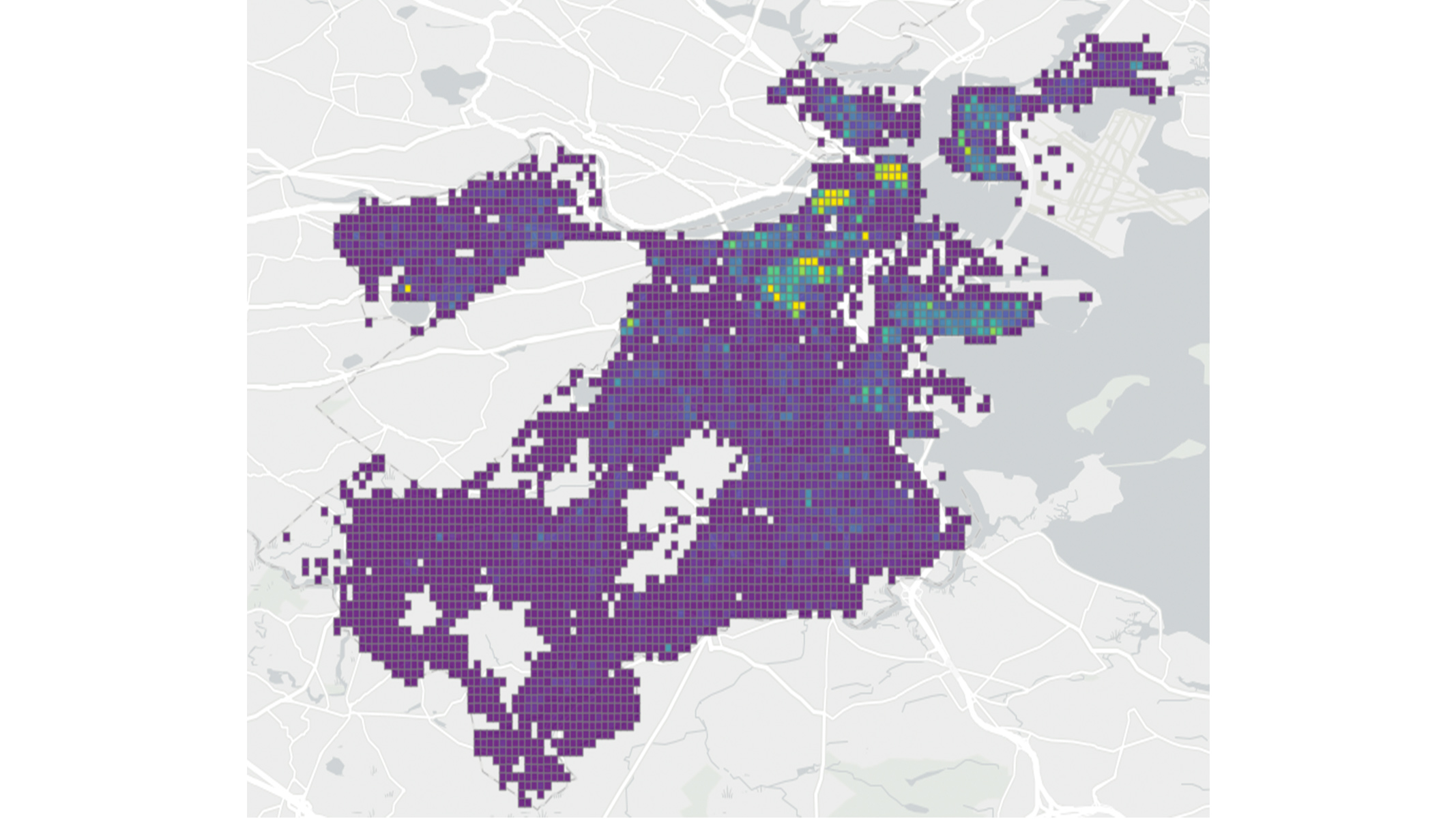 ArcGIS GeoAnalytics for Microsoft Fabric heatmap showing population density in purple